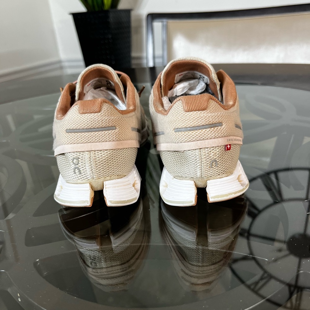 Cloud 5 women's sneakers in the Rosebrown Fog Women’s Sz 7 - Picture 4 of 5